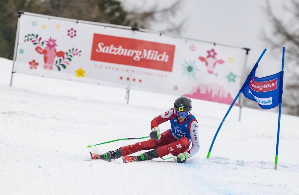 Ski Race Academy Mals athlete carving through a race gate